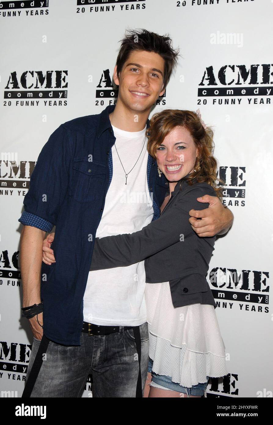 Casey Deidrick e Molly Burnet arrivano alla ACME Saturday Night ospitata da Nadia Bjorlin all'ACME Comedy Theatre di Hollywood. Foto Stock