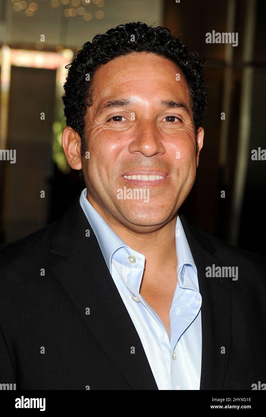 Oscar Nunez durante l'annuale Imagen Awards 2010 tenuto al Beverly Hilton, California Foto Stock