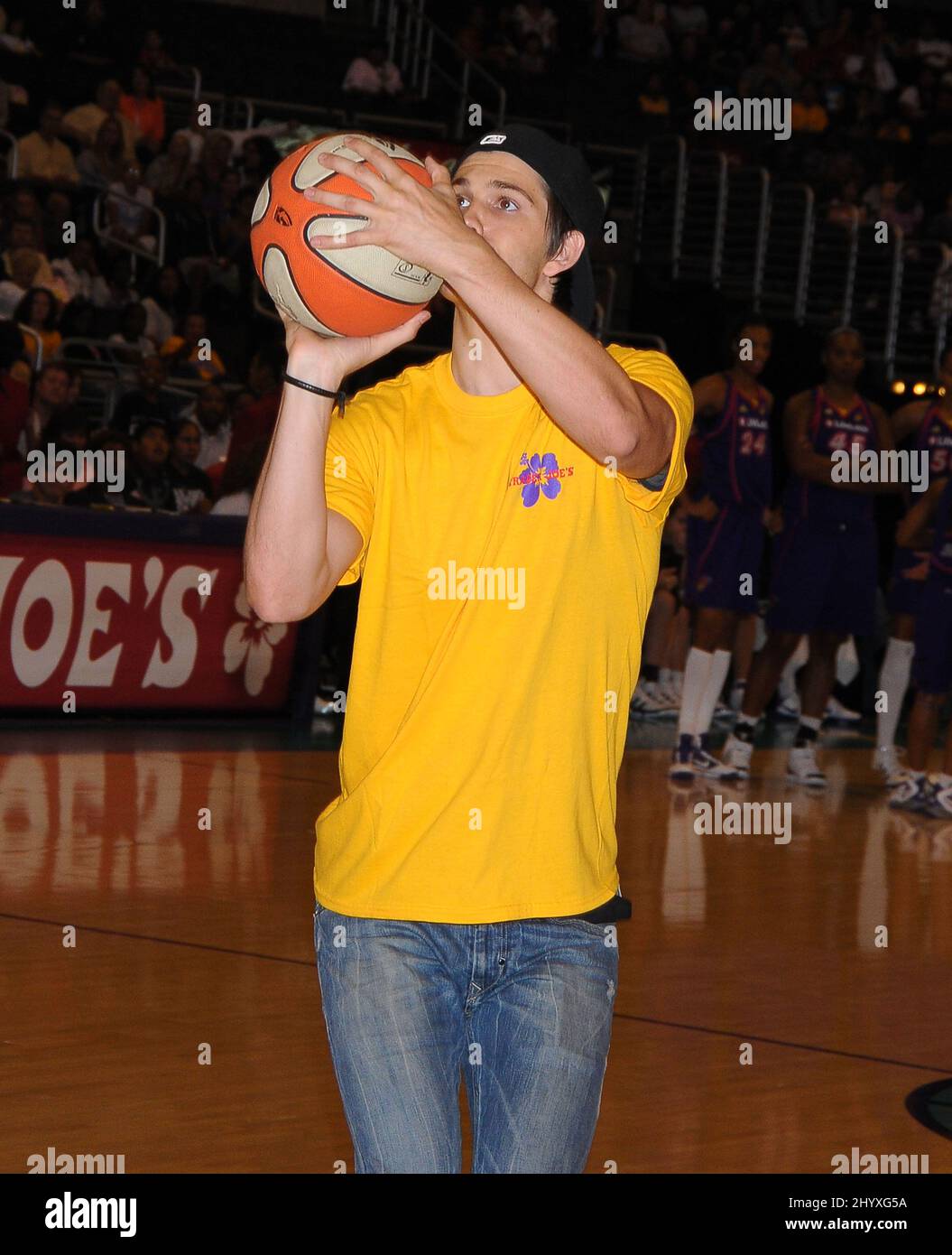 Casey Deidrick al gioco "i giorni della nostra vita" Girls Night out con i Los Angeles Sparks che si tengono allo Staples Center di Los Angeles. Foto Stock
