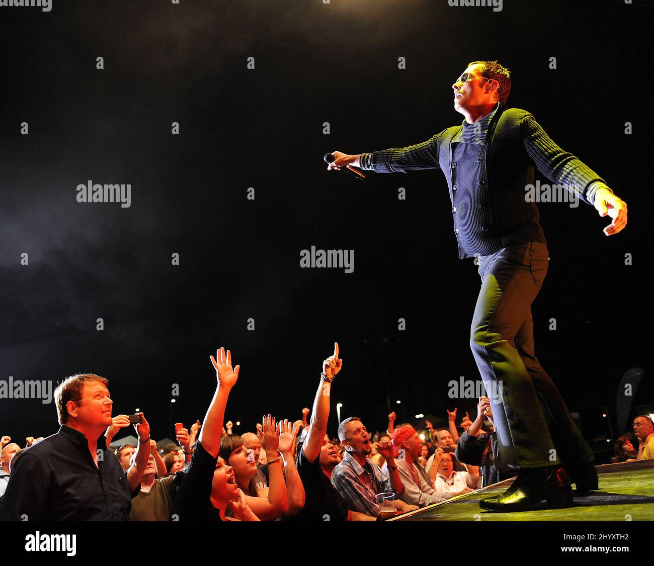 Scott Weiland da Stone Temple Pilots in concerto al Raleigh Boutique Amphitheater, North Carolina Foto Stock