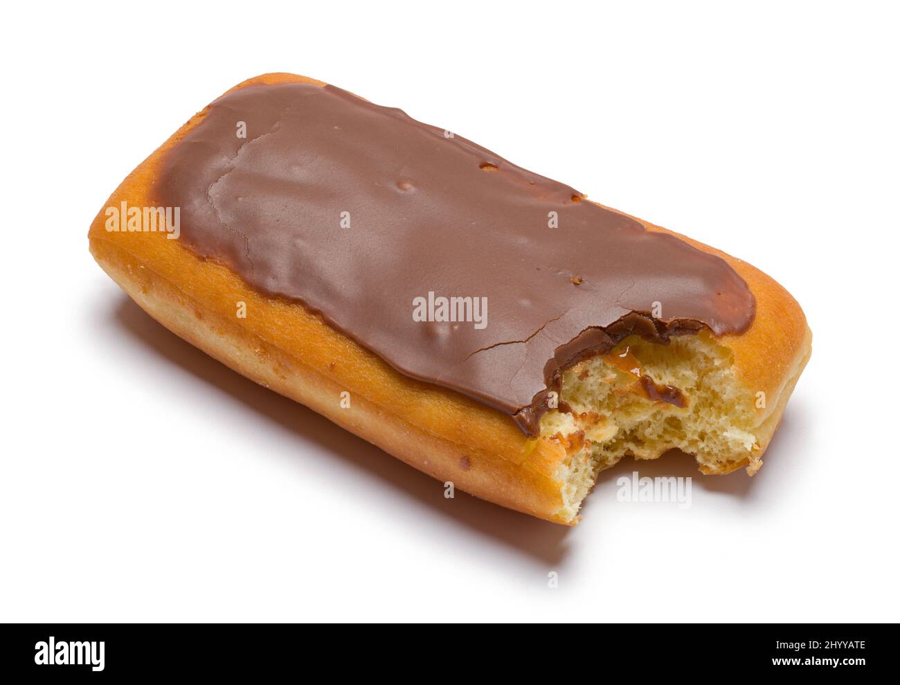 Chocolate Bar con Bite Cut out su White. Foto Stock