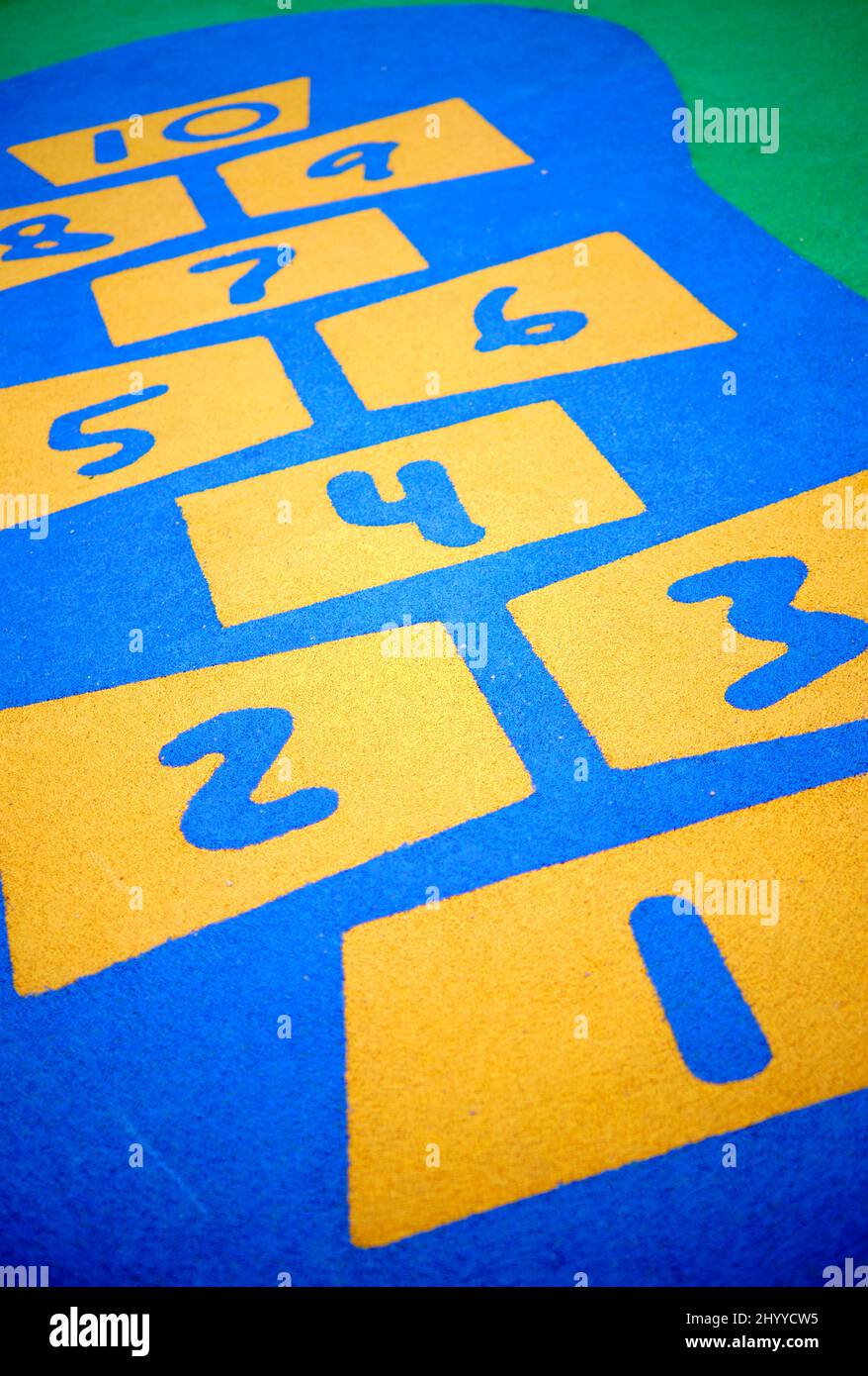 numeri a terra in un parco giochi per bambini Foto Stock