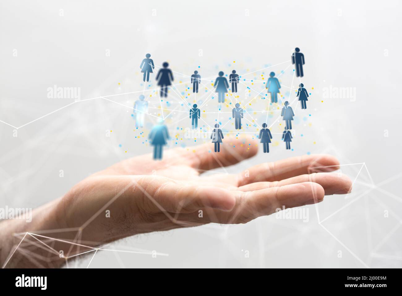 Le icone dei collegamenti digitali volano sulla mano di mans Foto Stock