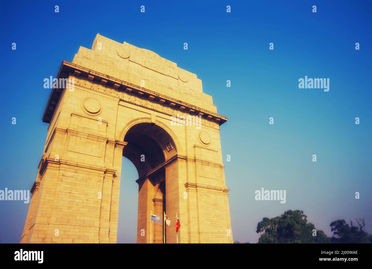 La porta dell'India di arenaria costruita per commemorare i soldati indiani morti durante la prima guerra mondiale Foto Stock