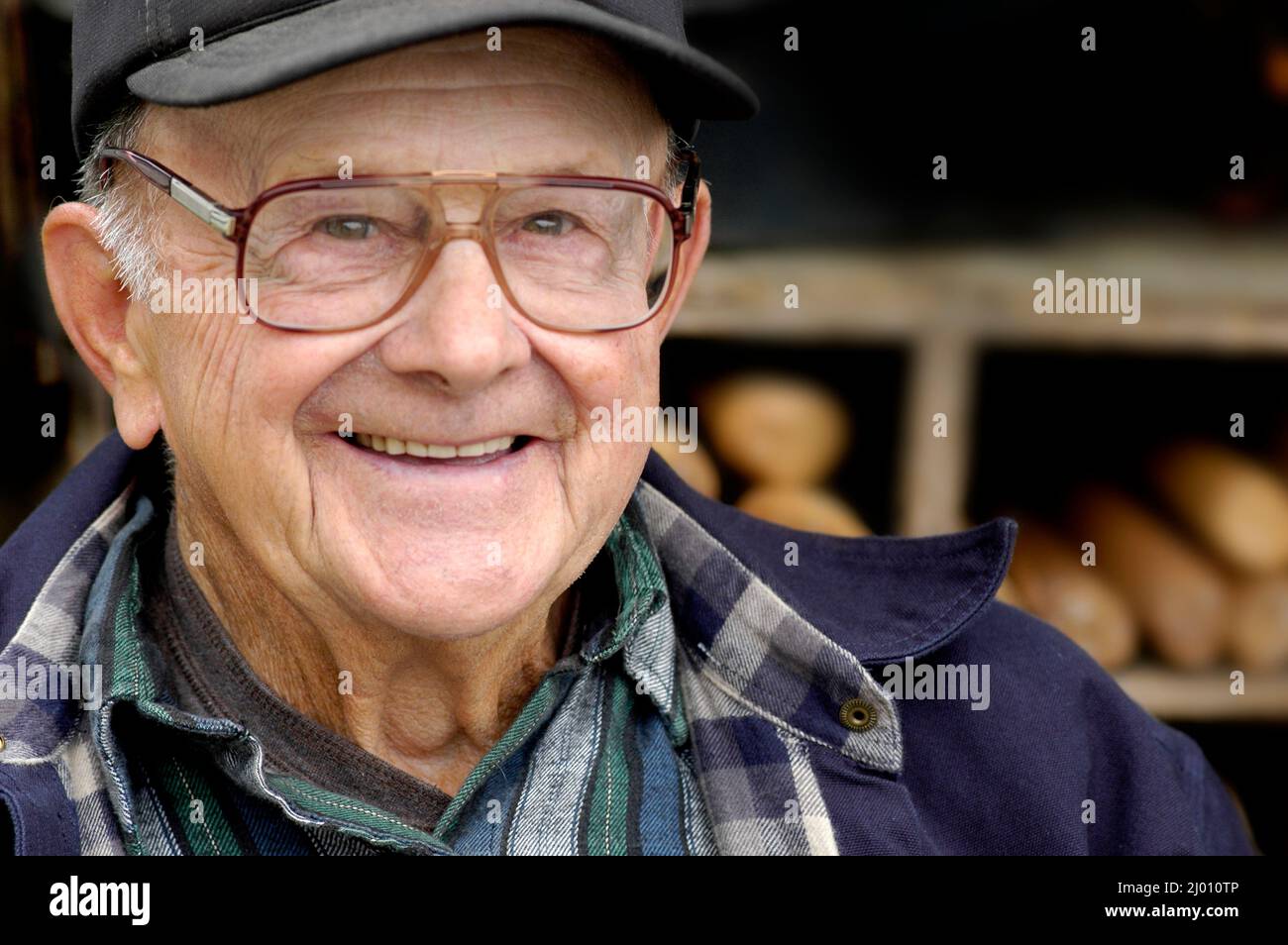 Uomo anziano avente un tempo di fine di vita Foto Stock