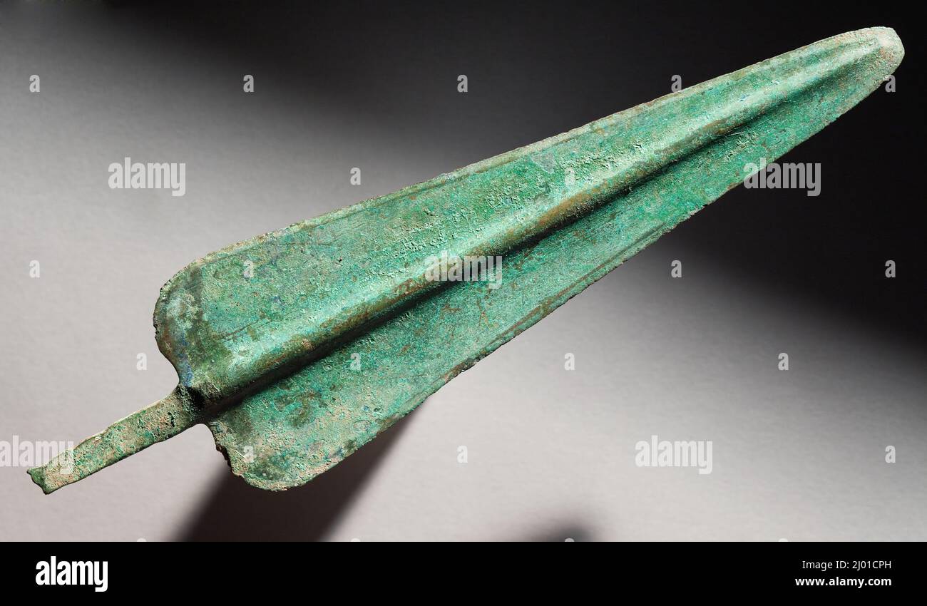 Punta a lancia. Iran occidentale, circa 1000-825 a.C. Braccia e armatura; lance. Bronzo Foto Stock