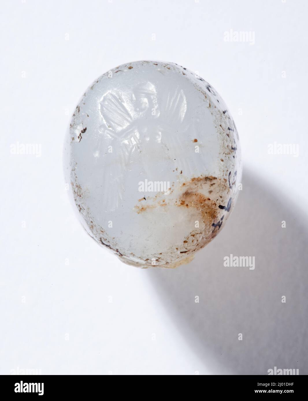 Guarnizione timbro. Assiria o Mesopotamia, Neo-Assiro (stile), fine 8th-7th secolo a.C. Attrezzi e attrezzatura; guarnizioni. Calcedonia bluastra Foto Stock