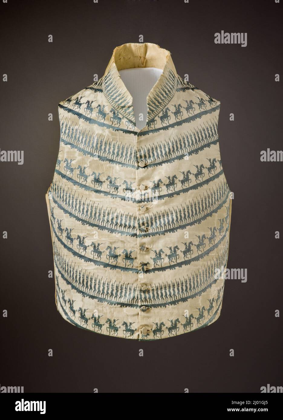 Giubbotto dell'uomo. Francia, circa 1800. Costumi; abbigliamento principale (parte superiore del corpo). Tela liscia in seta (faille), finitura moiré, con motivo in seta suppletivo-ordito Foto Stock