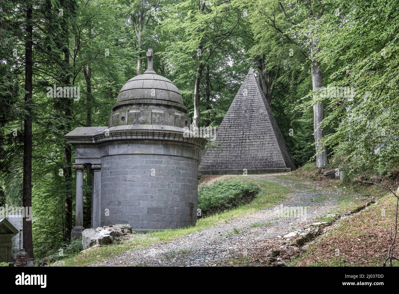 Il Cimitero Monumentale, Santuario di Oropa, Biella, Piemonte, Italia, Europa Foto Stock