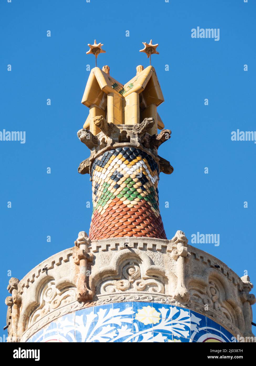 Dettaglio dell'edificio, Hospital de la Santa Creu i de Sant Pau, l'ex ospedale art nouveau di Barcellona, Barcellona, Catalogna, Spagna, Europa Foto Stock