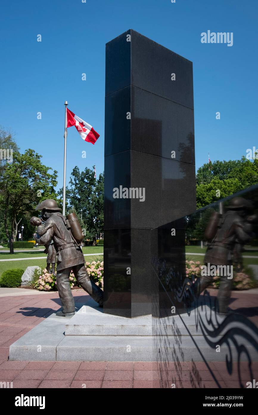 L'Ontario Firefighters Memorial, Queens Park, Toronto, Ontario, Canada, Nord America Foto Stock