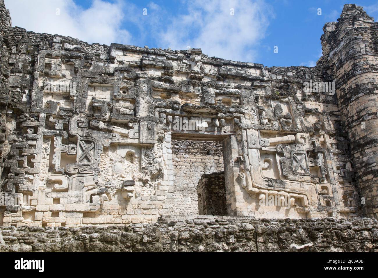 Monster Mouth Door, Structure II, rovine Maya, zona archeologica di Hormiguero, stile Rio Bec, Stato di Campeche, Messico, Nord America Foto Stock