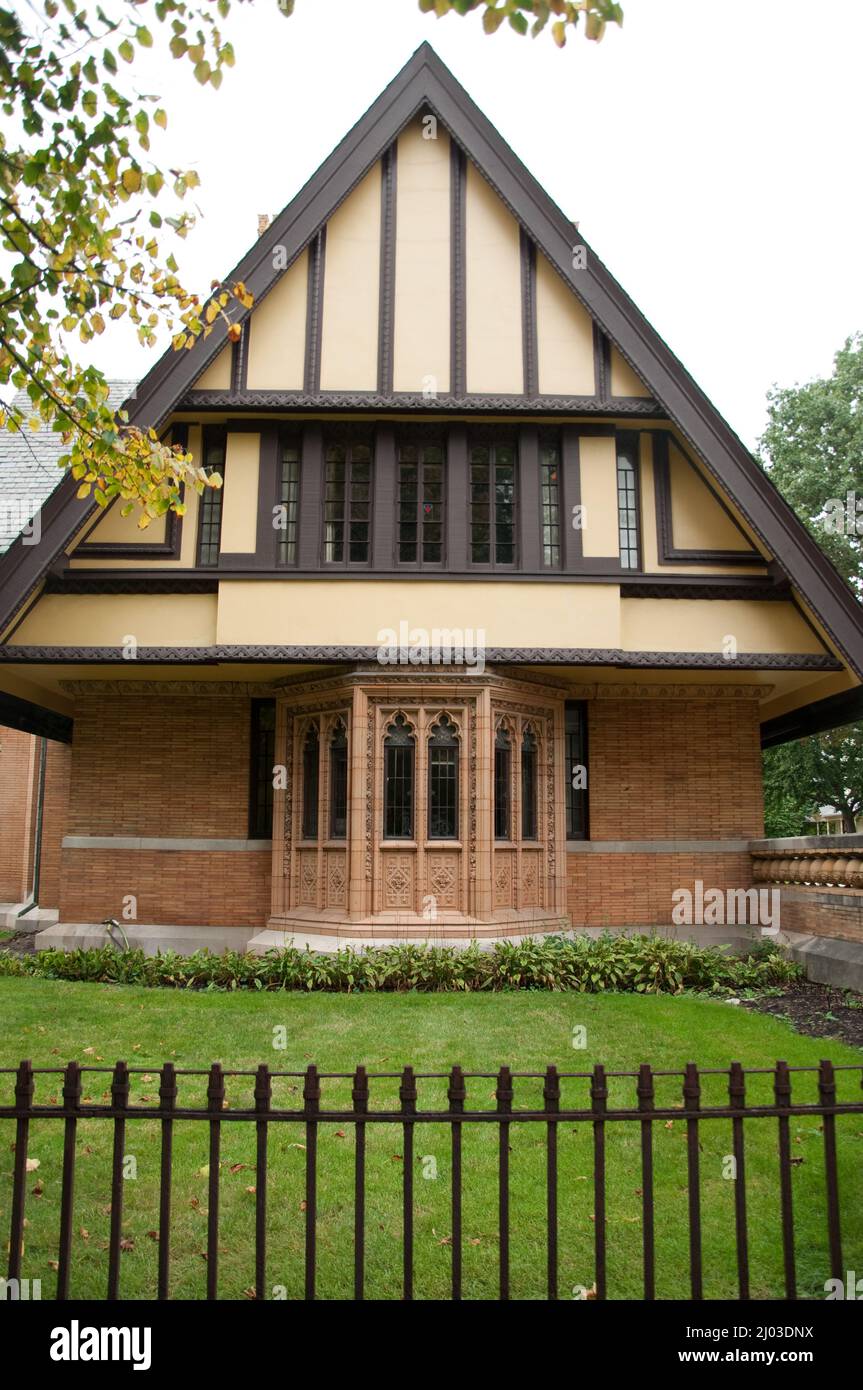 Casa progettata da Frank Lloyd Wright, Chicago, Illinois, USA. Frank Lloyd Wright è stato uno dei più famosi architetti che lavoravano a Chicago alla fine Foto Stock