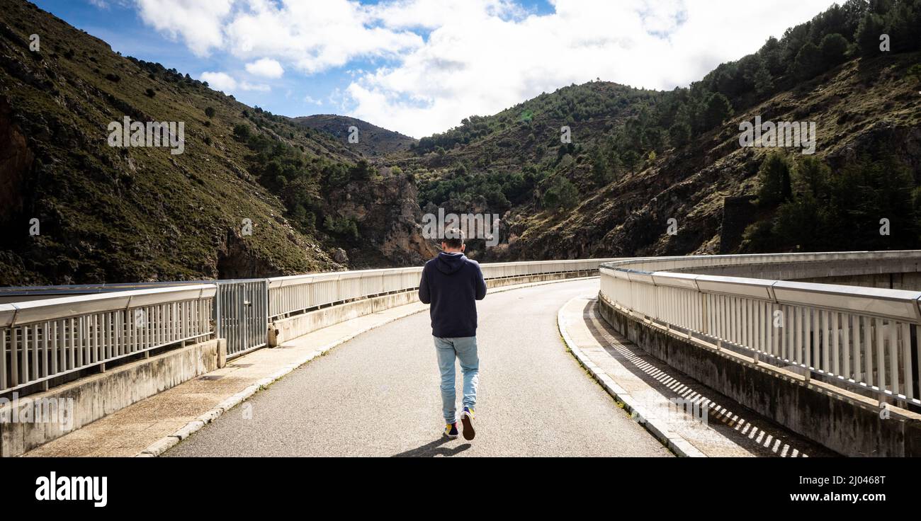 Fate una passeggiata e respirate Foto Stock