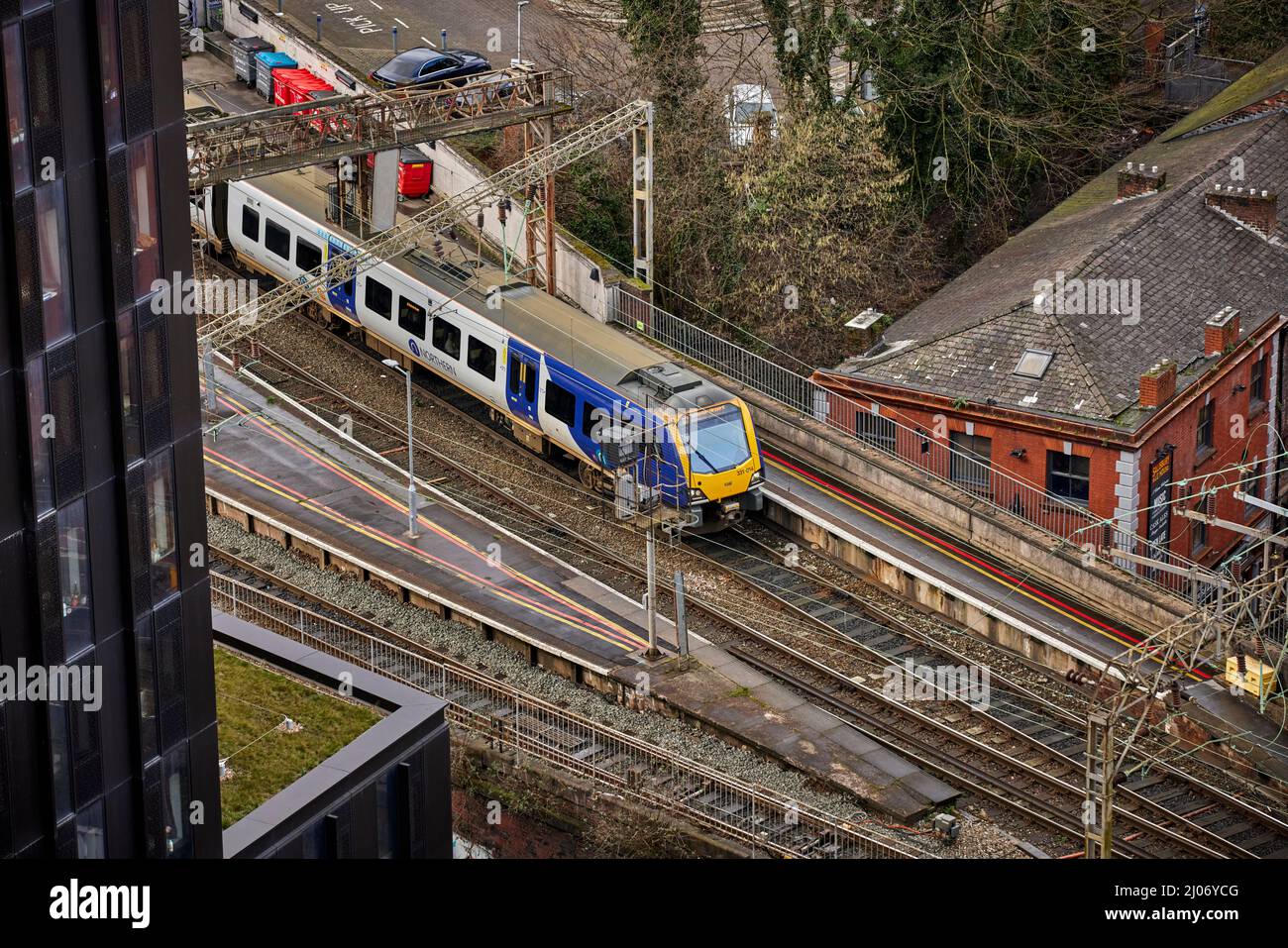 Centro citta' di Manchester Stazione ferroviaria Oxford Roda dall'alto Foto Stock