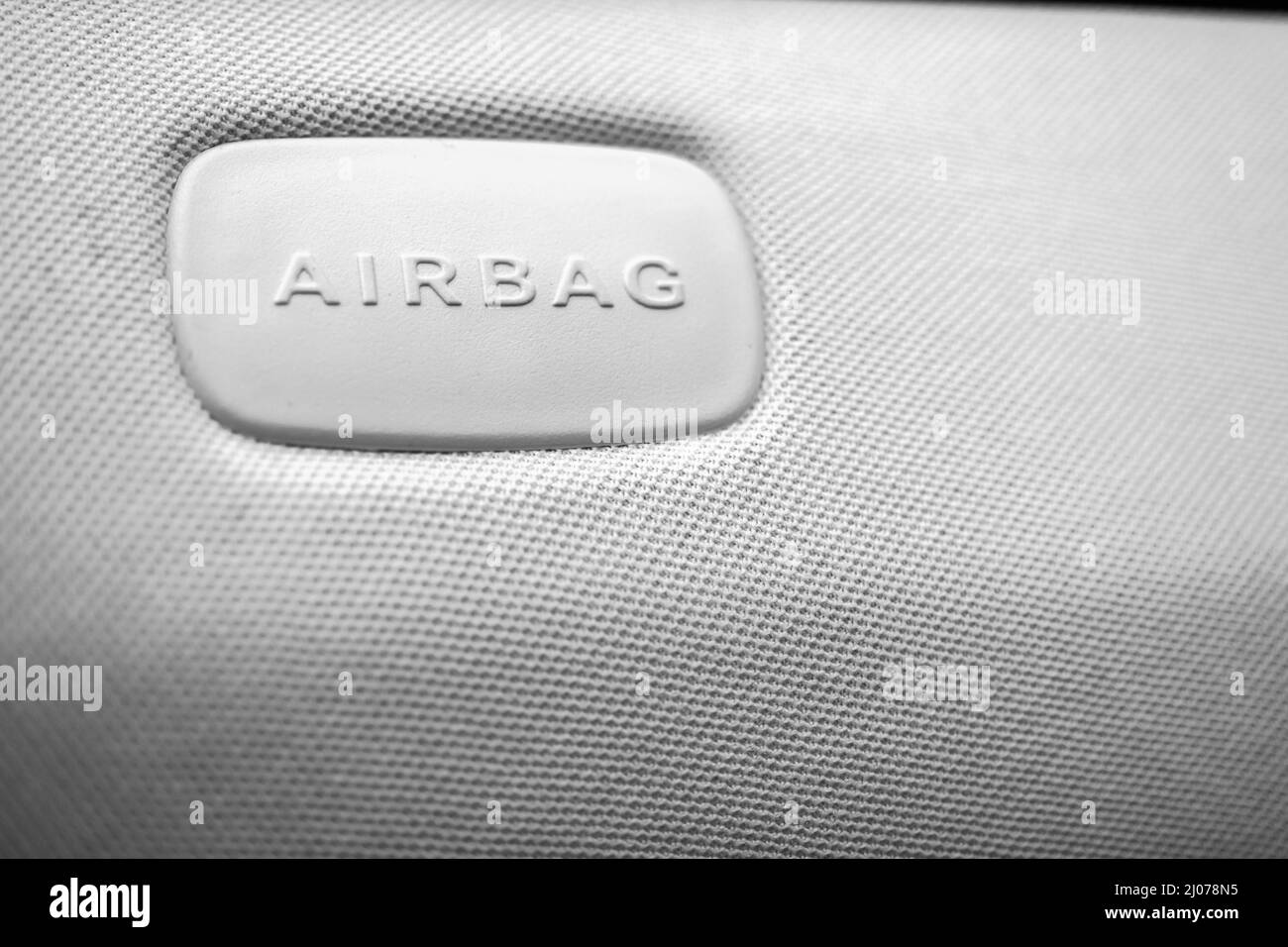 Primo piano del segnale airbag all'interno della vettura Foto Stock