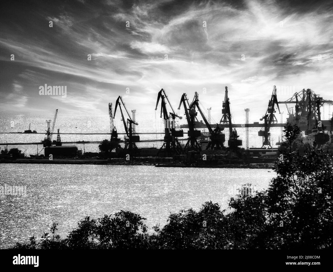 Vista panoramica della città industriale di Mariupol, Ucraina Foto Stock