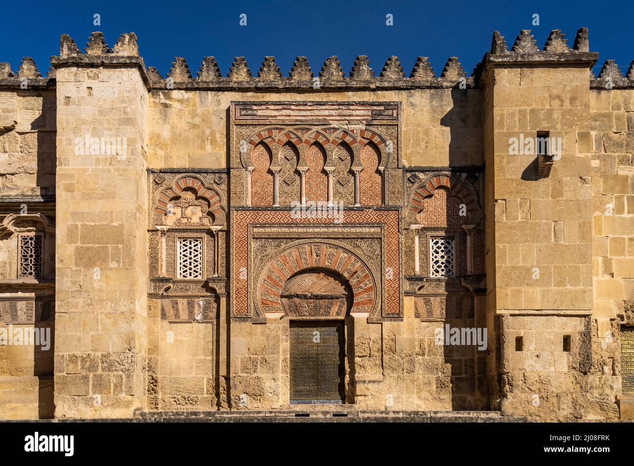 Tor zur Mezquita - Catedral de Córdoba in Cordoba, Andalusia, Spanien | Mezquita - Moschea – Cattedrale della porta di Córdoba, Cordoba, Andalusia, Spagna Foto Stock