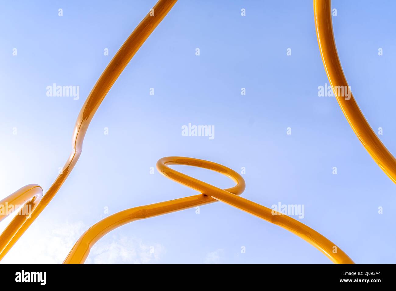 Scultura tre lati una Gesture di Suzanne Simoni (2019) a Toronto, Canada-16 marzo 2022 Foto Stock