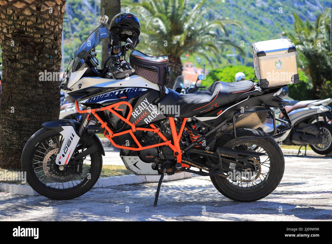 Moto KTM Adventure 1190 per strada Foto Stock