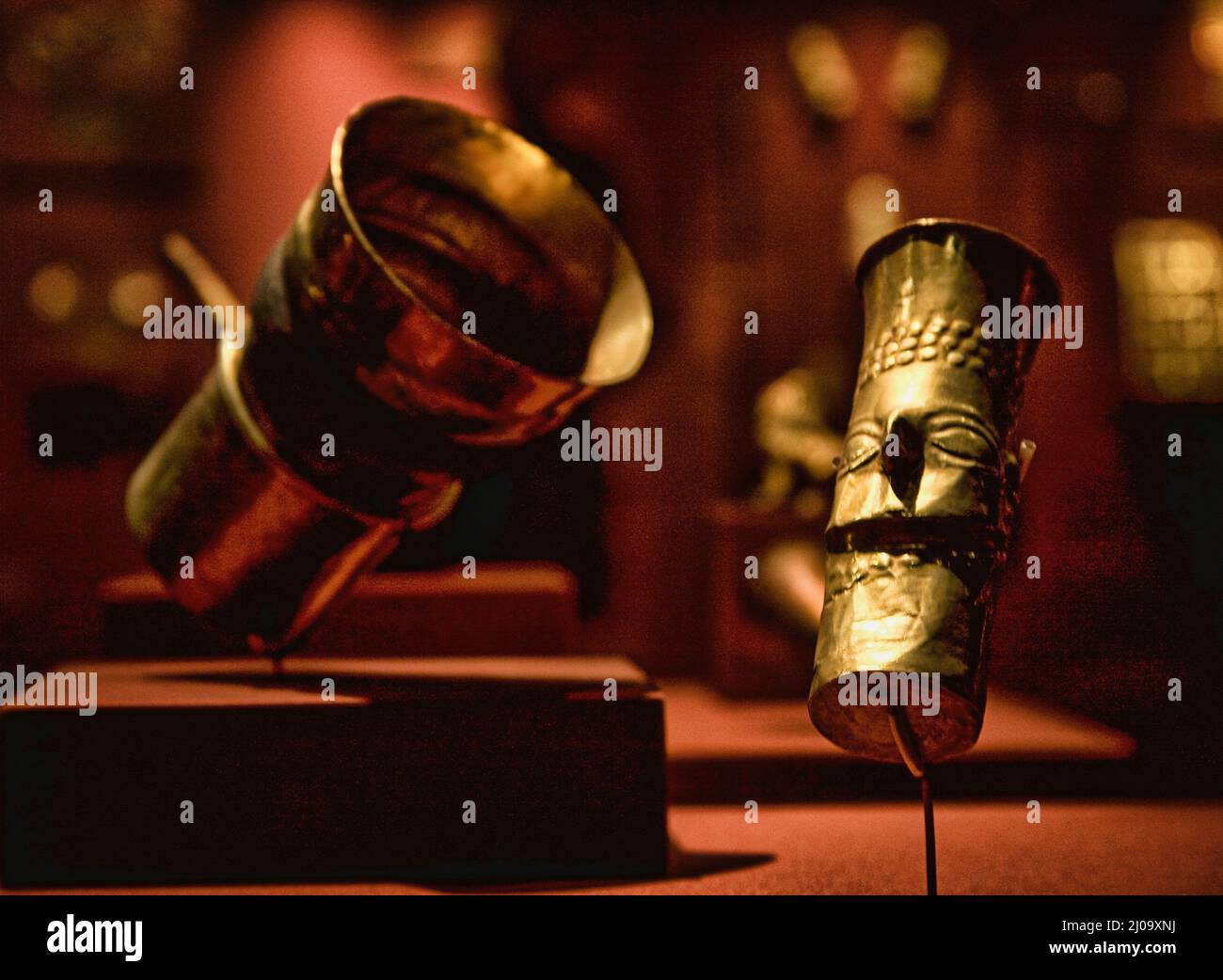 I manufatti in oro Inca sono una parte importante del Museo del Banco Central de Reserva di Lima, in Perù. Foto Stock I manufatti in oro Inca sono una parte importante del Museo del Banco Central de Reserva di Lima, in Perù. Foto Stock