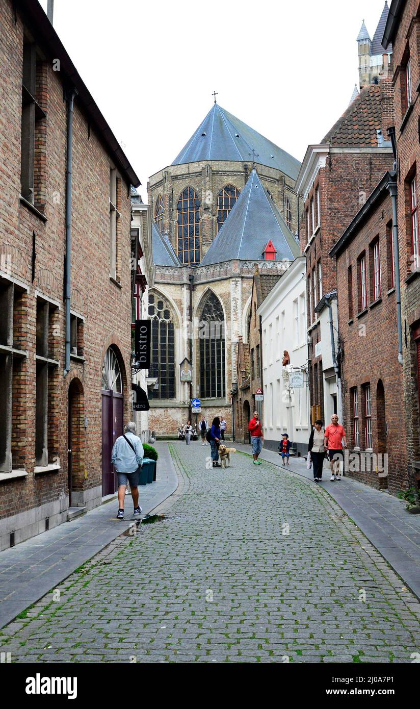 A piedi nel centro storico di Bruge, Belgio. Foto Stock