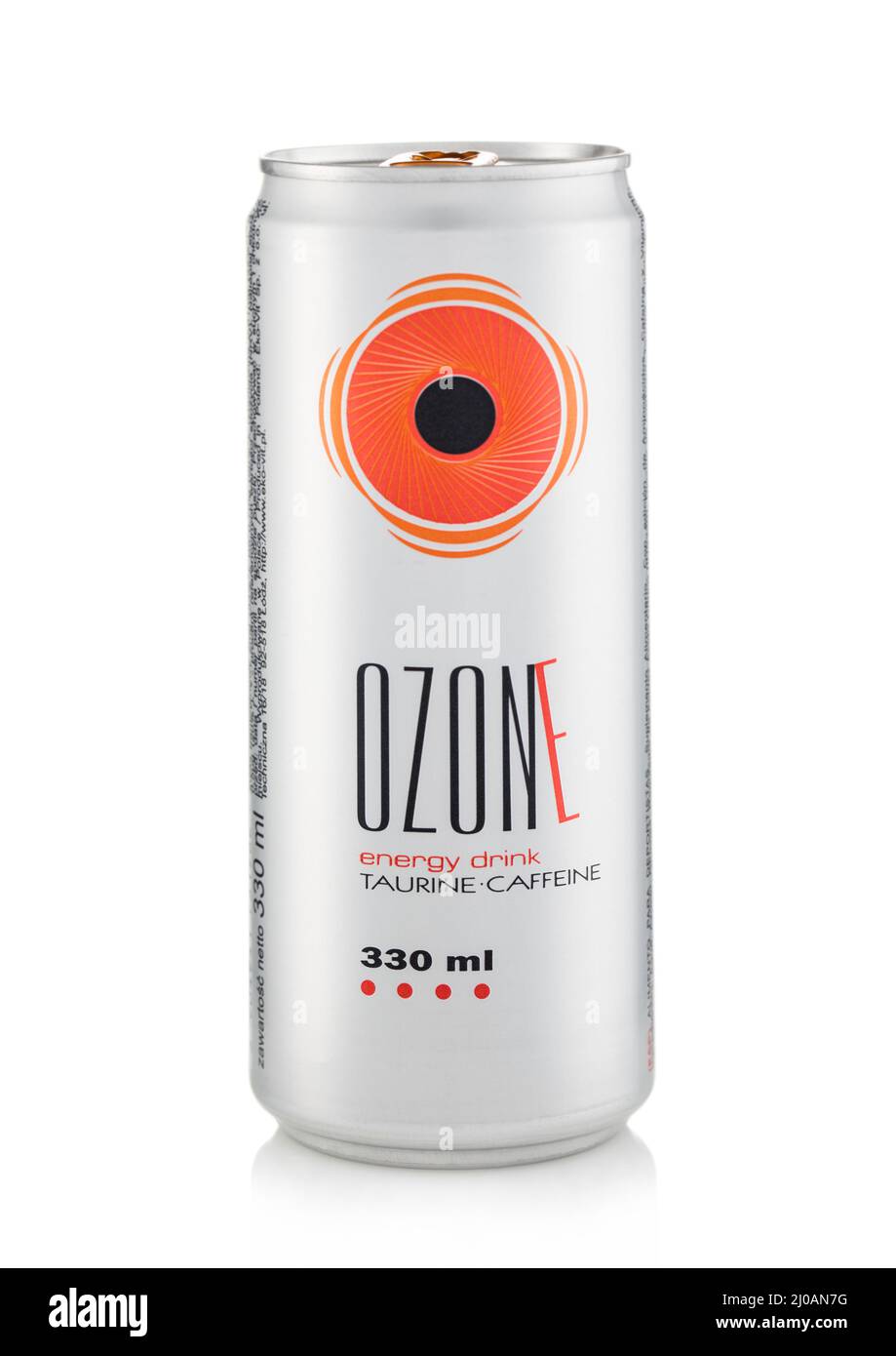 LONDRA,UK - FEBBRAIO 28,2022: Bevanda energetica all'ozono con taurina e caffeina su bianco. Foto Stock