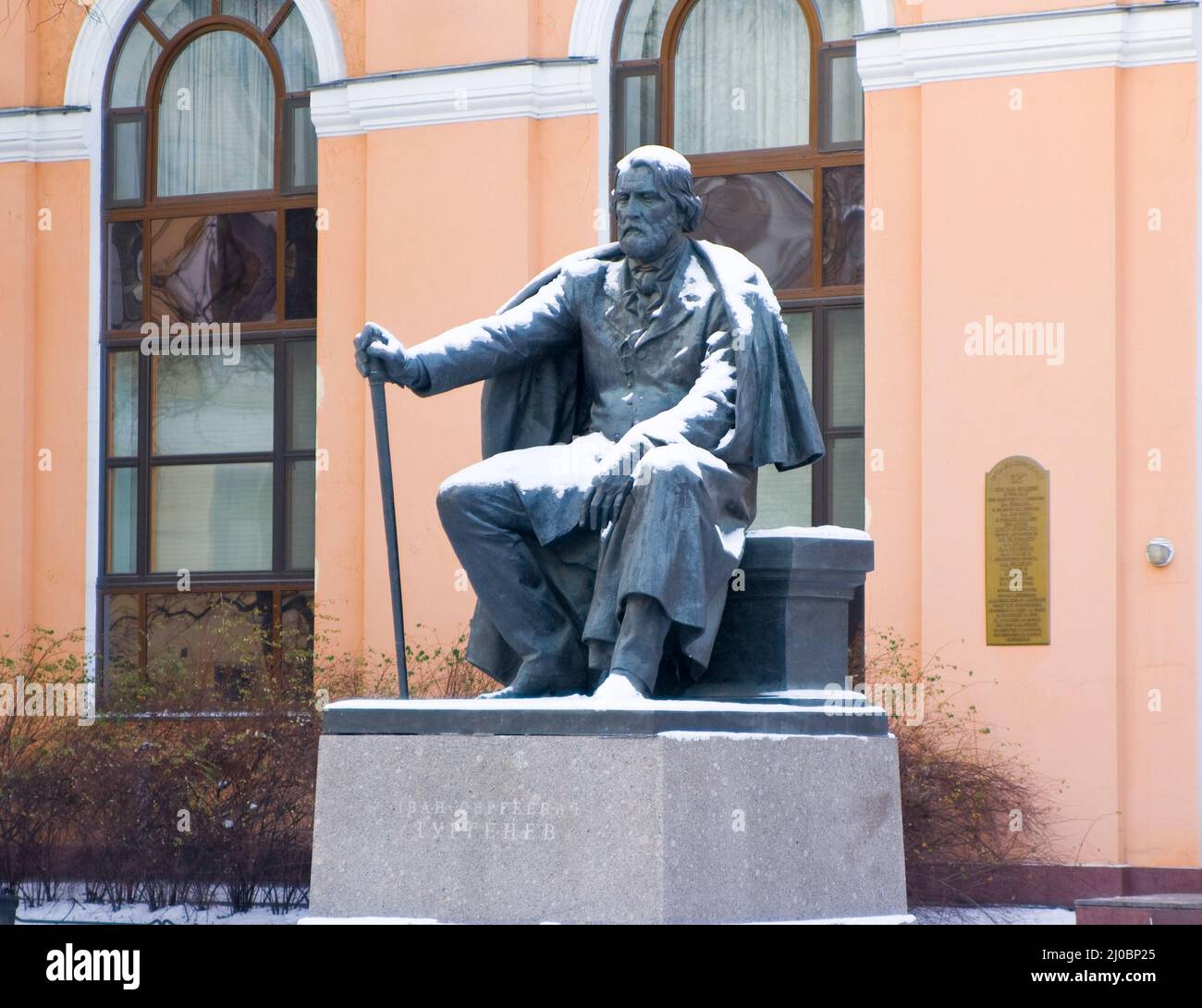 Monumento a Ivan Sergeyevich Turgenev. San Pietroburgo. Foto Stock