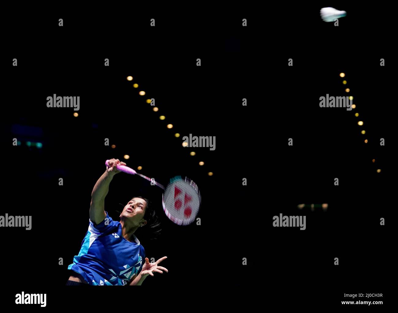 La Treesa Jolly dell'India (non raffigurata) e la Gayatri Gopichand Pullela in azione contro i Lee Shohibul e Bagas Maulana della Corea durante il terzo giorno dello YONEX All England Open Badminton Championships presso l'Otilita Arena di Birmingham. Data foto: Venerdì 18 marzo 2022. Foto Stock