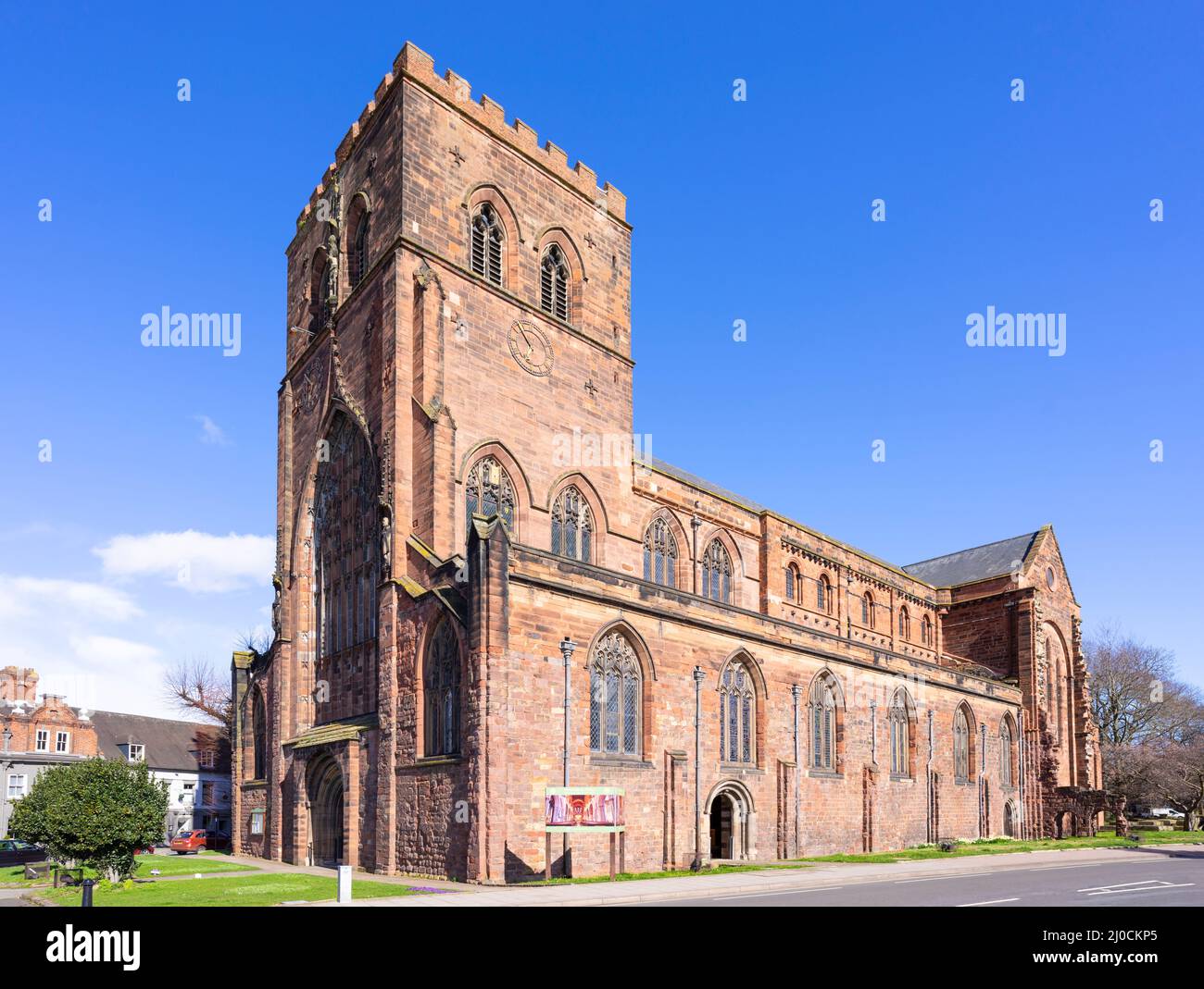 Shrewsbury Abbey o la Chiesa Abbey di Saint Peter e Saint Paul su Abbey Foregate Shrewsbury Shropshire Inghilterra GB Europa Foto Stock