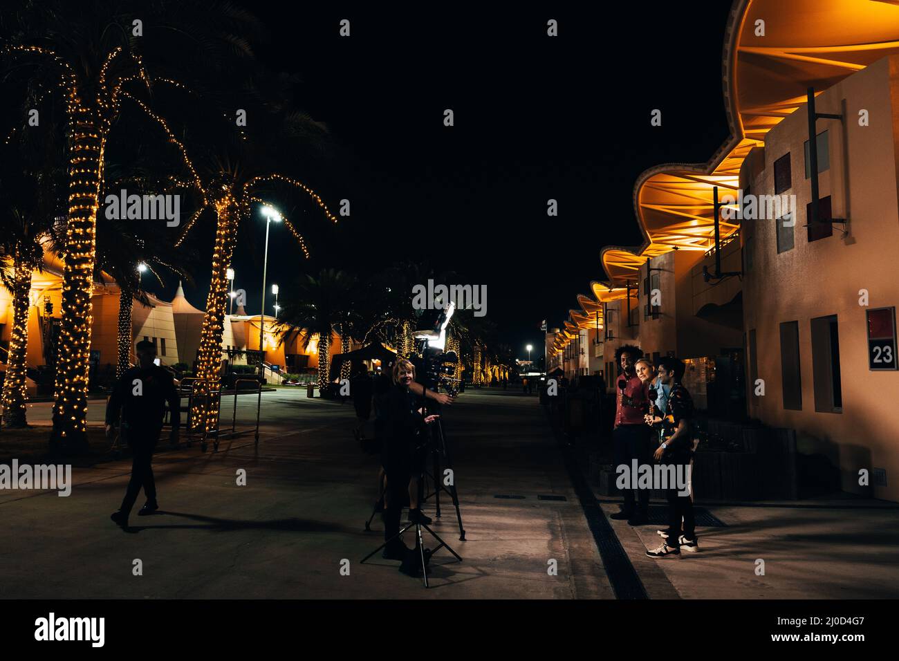 Sakhir, Bahrein. 18th Mar 2022. Atmosfera paddock. 18.03.2022. Credit: XPB Images Ltd/Alamy Live News Foto Stock