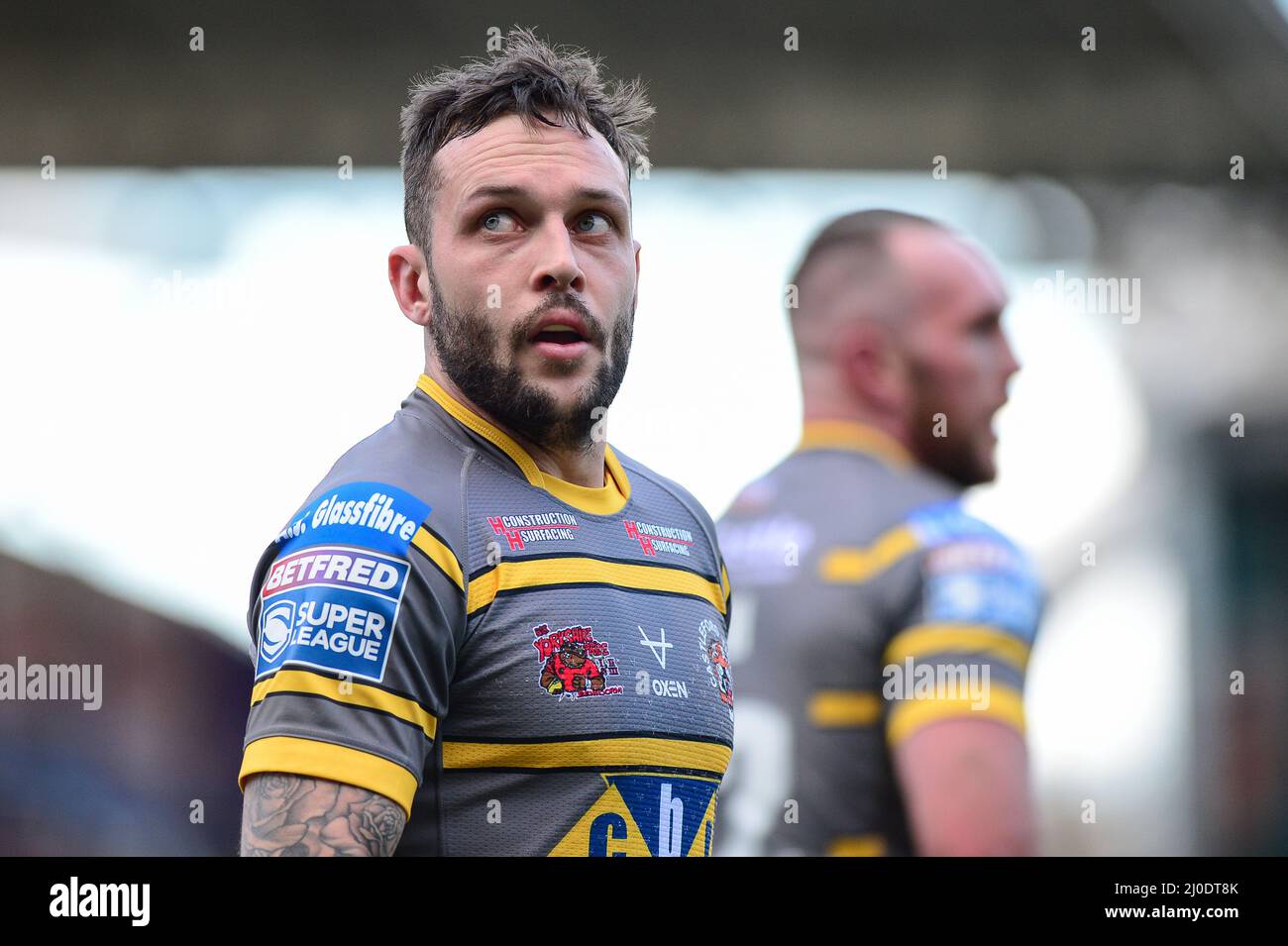 Huddersfield, Inghilterra - 12th marzo 2022 - Gareth o'Brien di Castleford Tigers. Rugby League Betfred Super League Round 5 Huddersfield Giants vs Castleford Tigers al John Smith's Stadium, Huddersfield, Regno Unito Dean Williams Foto Stock