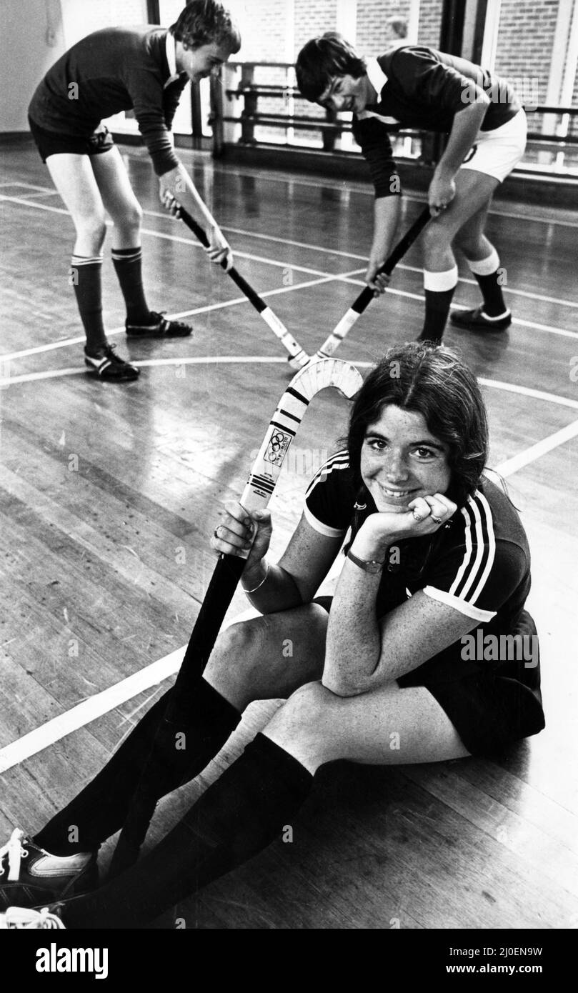 Sig.ra Carol Guest, presidente del Guisborough Lesiure Center Hockey Club. 27th settembre 1978. Foto Stock
