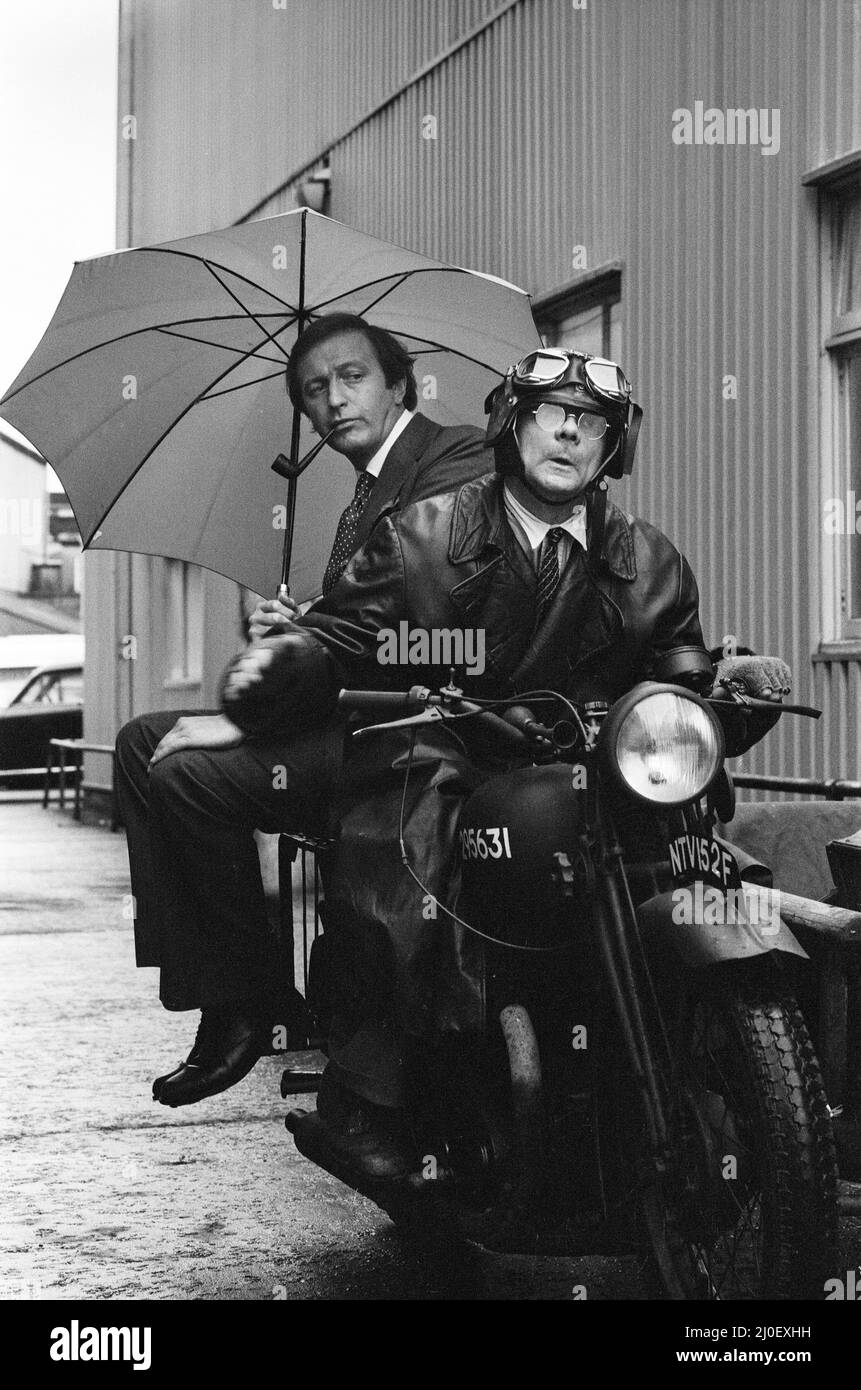 Le riprese del film comico "The Odd Job" iniziano presso gli Shepperton Studios. Il film è protagonista Graham Chapman (a sinistra) e David Jason. 3rd febbraio 1978. Foto Stock