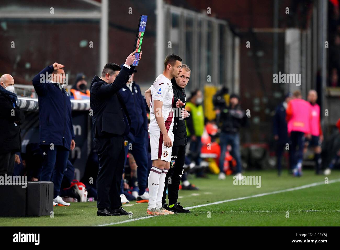 Alessandro Buongiorno del Torino FC durante la serie A 2021/22 match tra Genova CFC e Torino FC allo Stadio Luigi Ferraris il 18 marzo 2022 a Gen Foto Stock