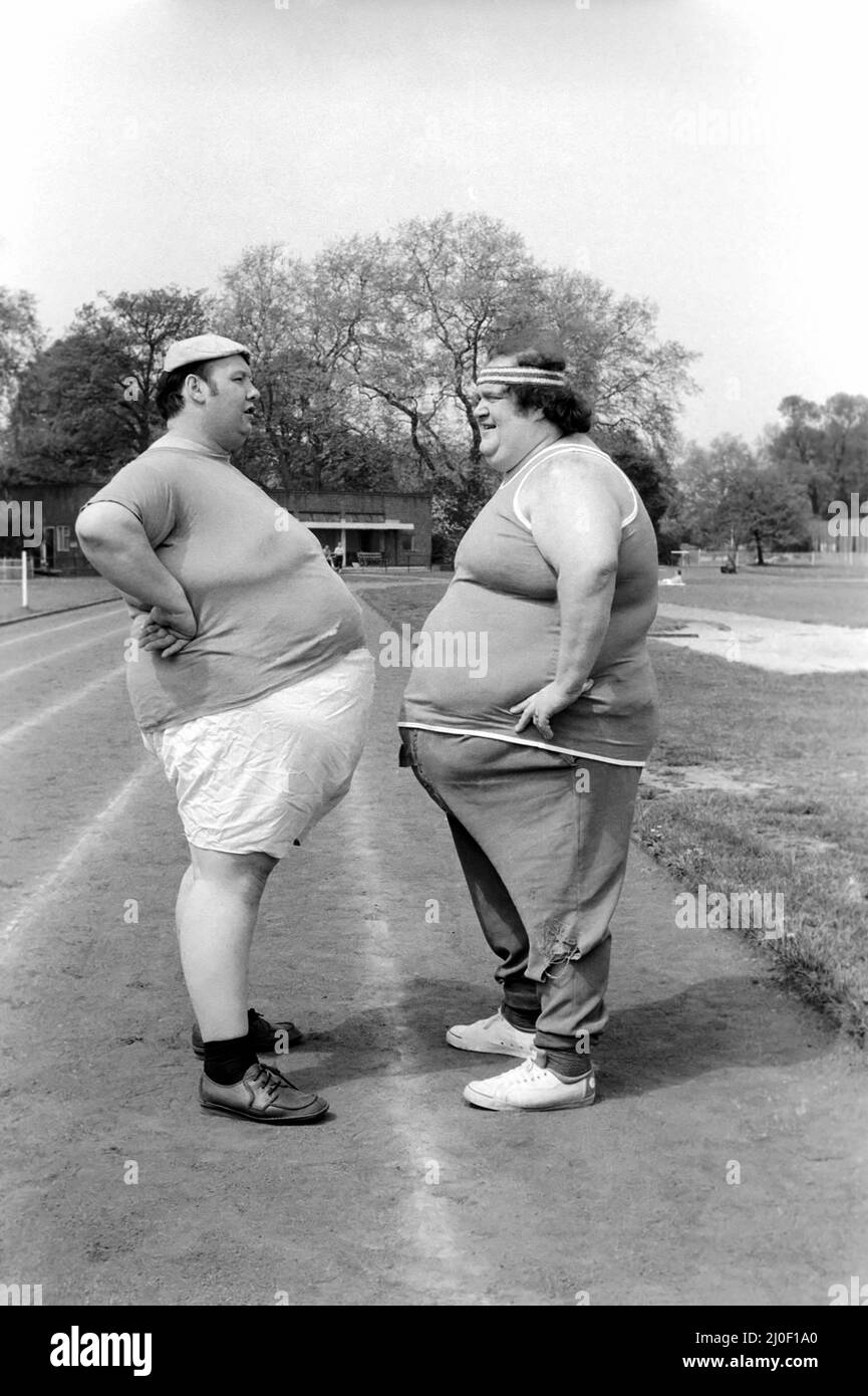 Jogger-nauts: John Robinson scrittore sportivo con Colin Taylor jogging a Battersea Park. Maggio 1979 78-2550-003 Foto Stock