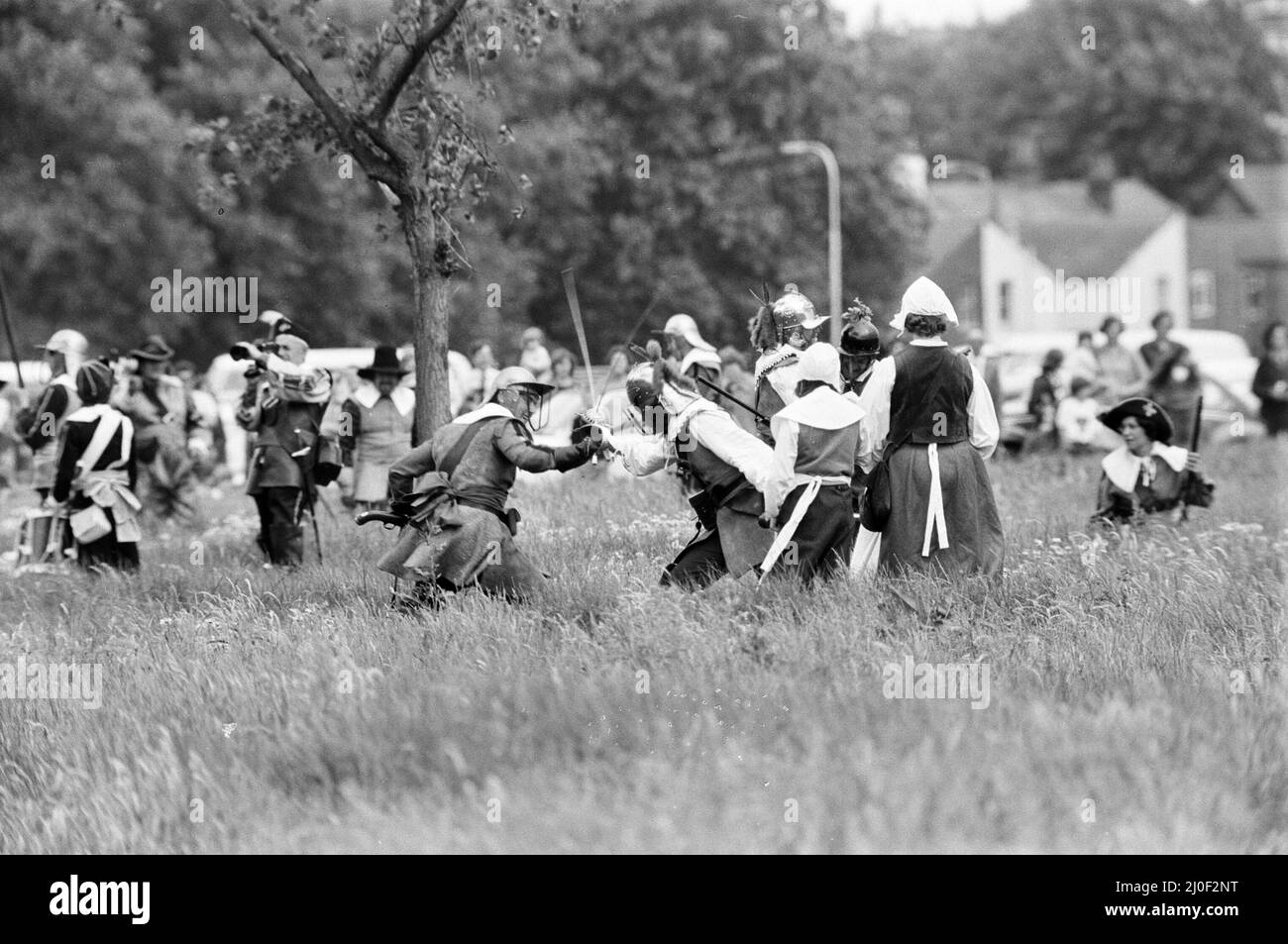Guerra civile inglese, rievocazione, eseguita dal Sealed Knot, un'associazione educativa, Reading, giugno 1980. Foto Stock