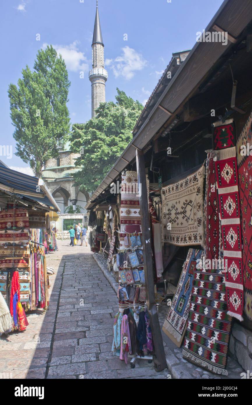 Sarajevo, vista sulla strada della città vecchia, Bosnia-Erzegovina, Balcani, Europa Foto Stock