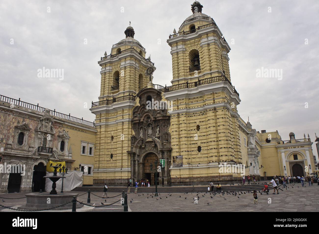 Lima, vista sulla strada della città vecchia, Perù, Sud America Foto Stock