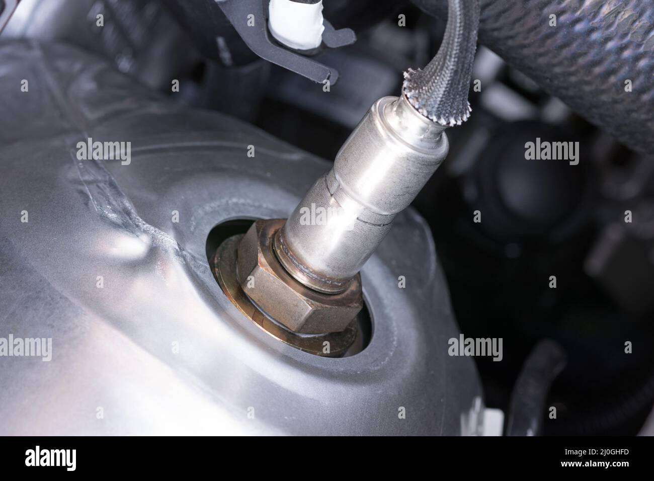 Sonda lambda su un moderno motore a combustione interna Foto Stock