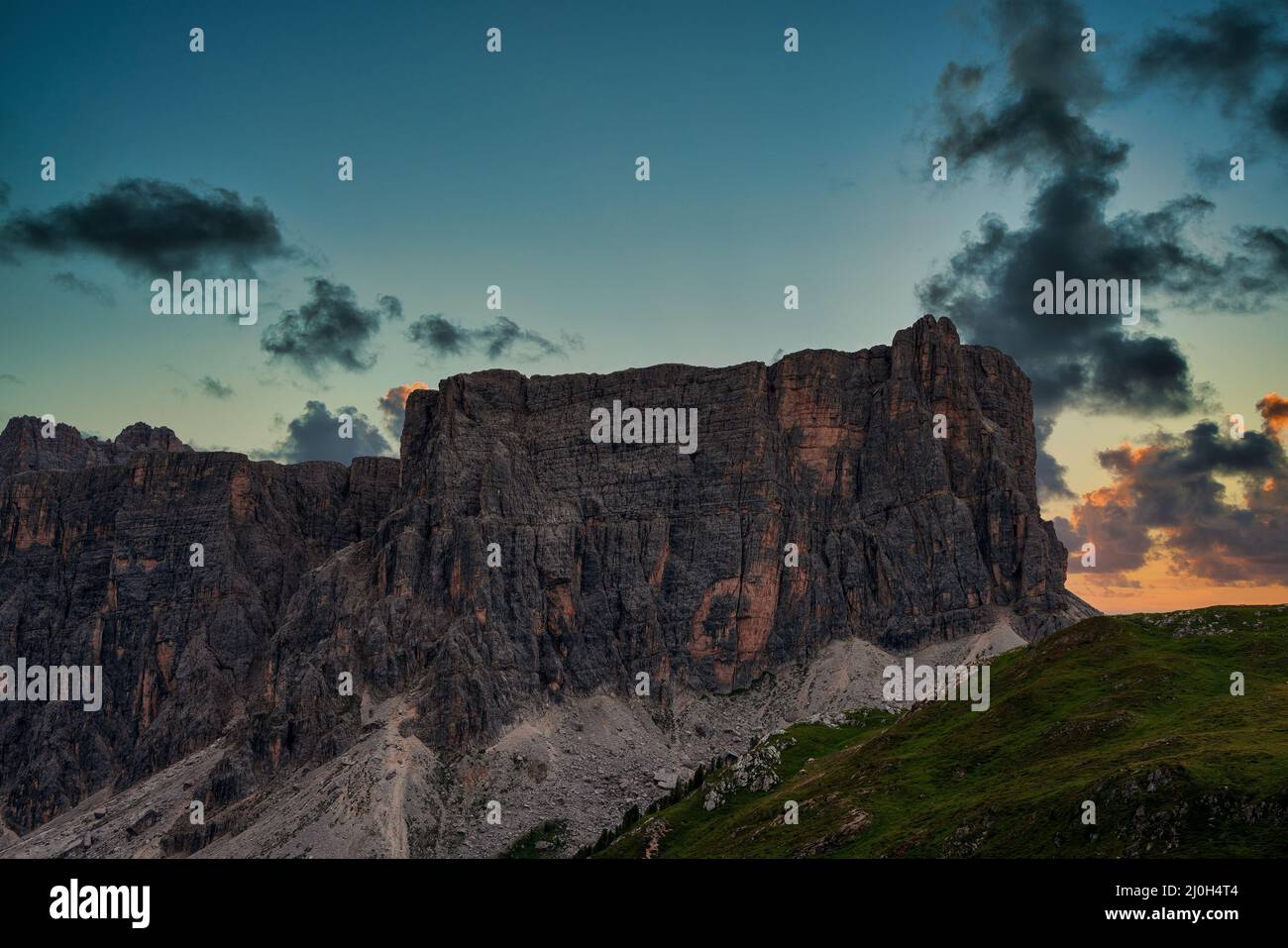 Tramonto nelle Dolomiti Foto Stock