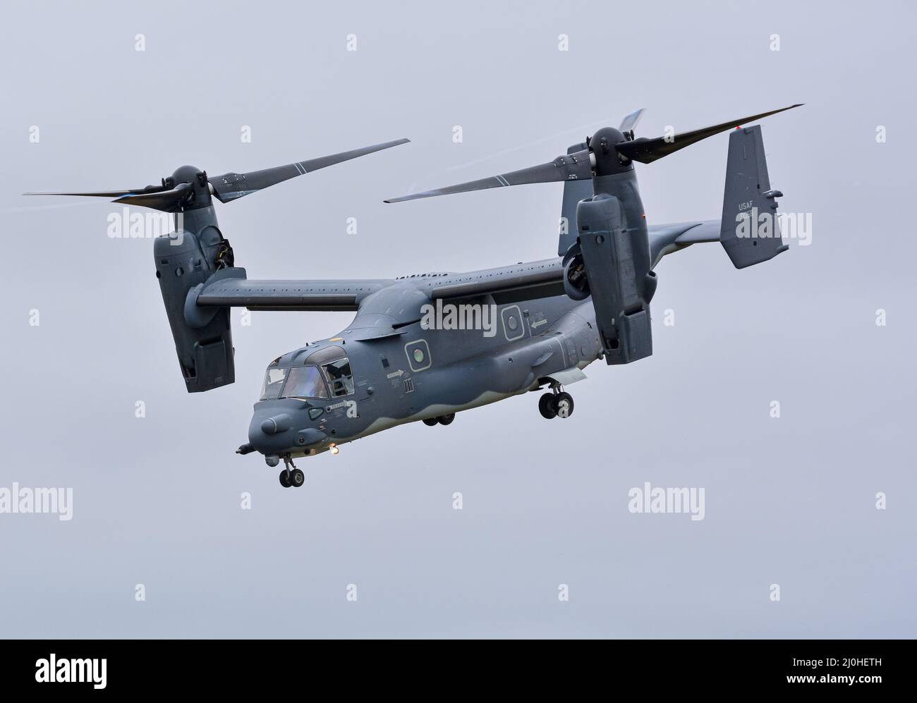 RAF Fairford, Gloucestershire, Regno Unito - Luglio 15th 2017: Un aereo militare US Air Force Bell Boeing CV-22B Osprey Tiltrotor al RIAT 2019 Foto Stock