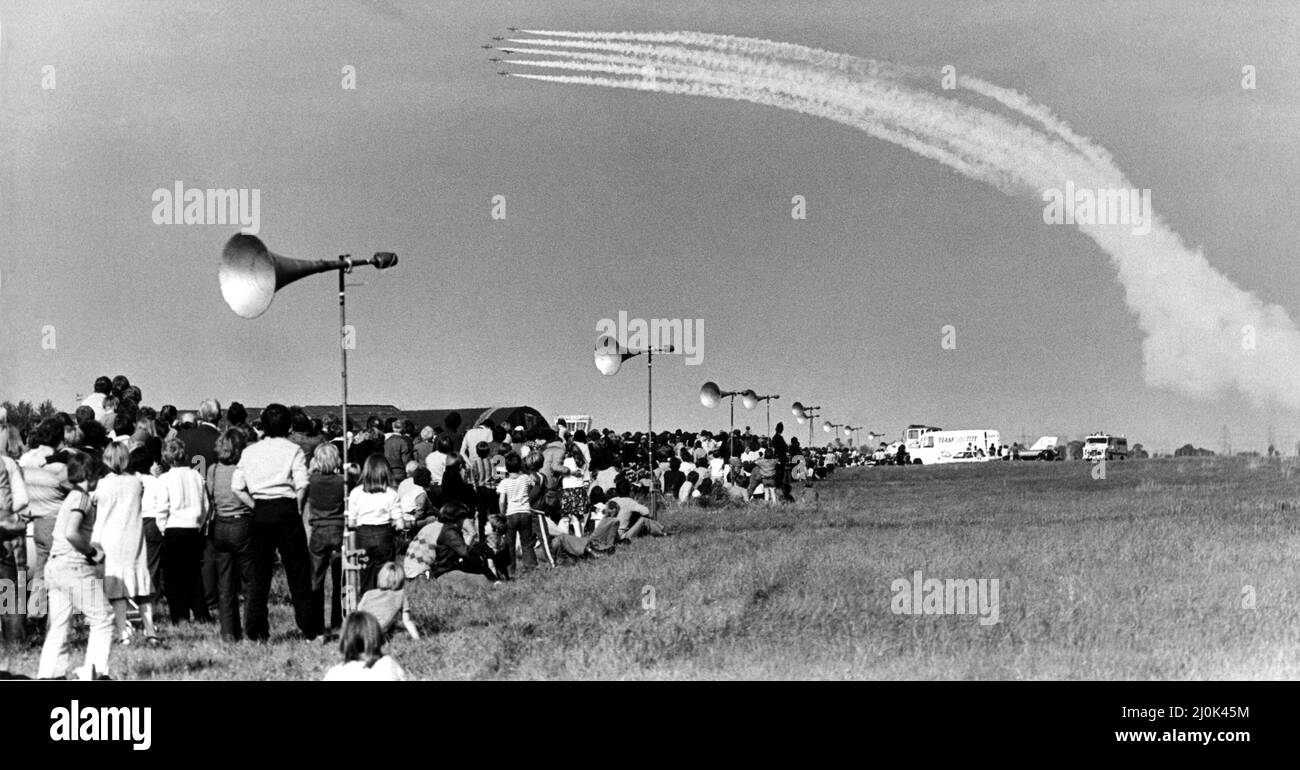 Il team di esposizione delle frecce rosse della RAF si esibirà nel loro velivolo BAE Hawk al Teesside Airshow. 23/08/1980 Foto Stock