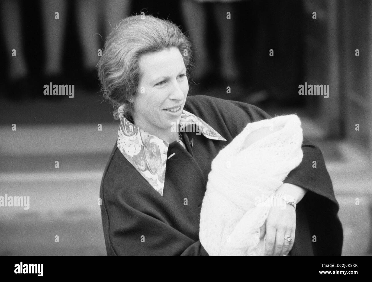 Sua altezza reale Anne lascia il St Mary's Hospital a Paddington, Londra, dopo la nascita della sua bambina Principessa Zara. 18th maggio 1981. Foto Stock