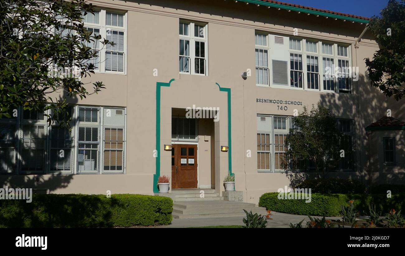 Los Angeles, California, USA Una visione generale dell'atmosfera della Brentwood School, i cui ex studenti comprendono Adam Levine di Maroon 5, Patrick Schwarzenegger, Peter Vidmar, Fred Savage, ben Savage, Jon Landau, Don Diamont e molti altri il 16 marzo 2022 a Los Angeles, California, USA. Foto di Barry King/Alamy Stock Foto Foto Stock