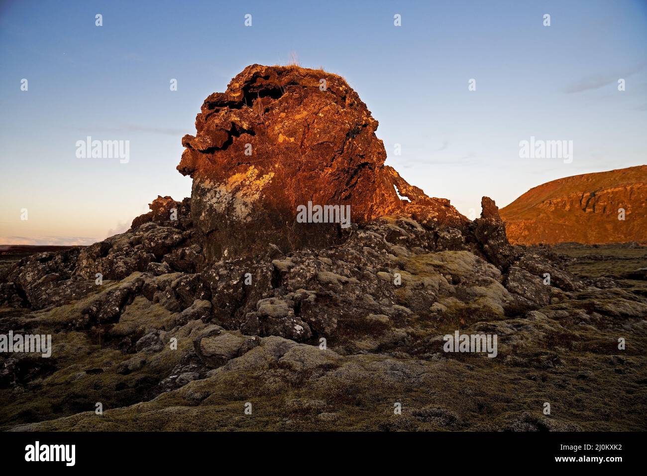 Lava nell'ultima luce del sole, Penisola di Reykjanes, Islanda, Europa Foto Stock