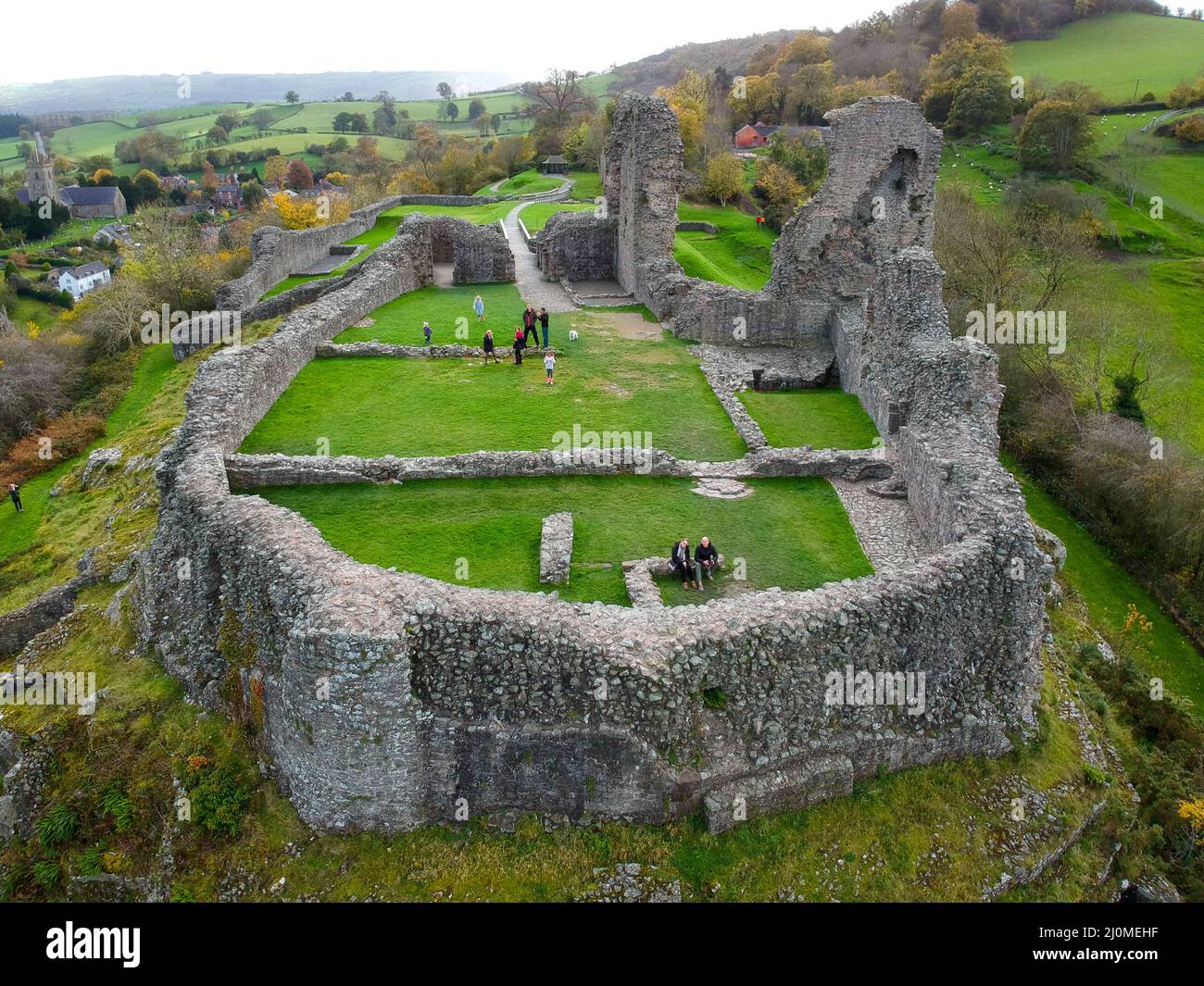 Veduta aerea del castello di Montgomery a Powys, Galles. Foto Stock