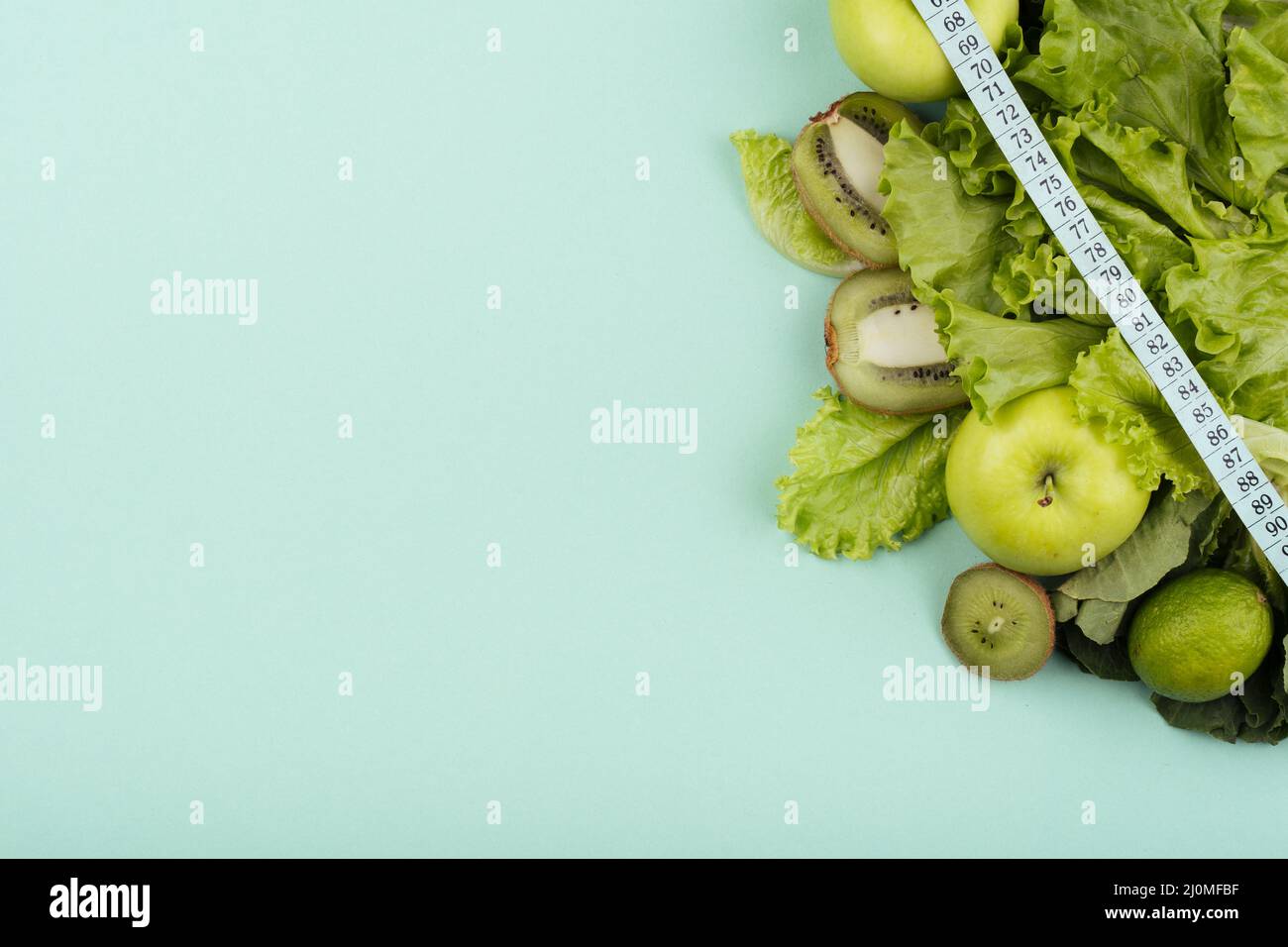 Frutta verde con spazio di copia di misurazione Foto Stock