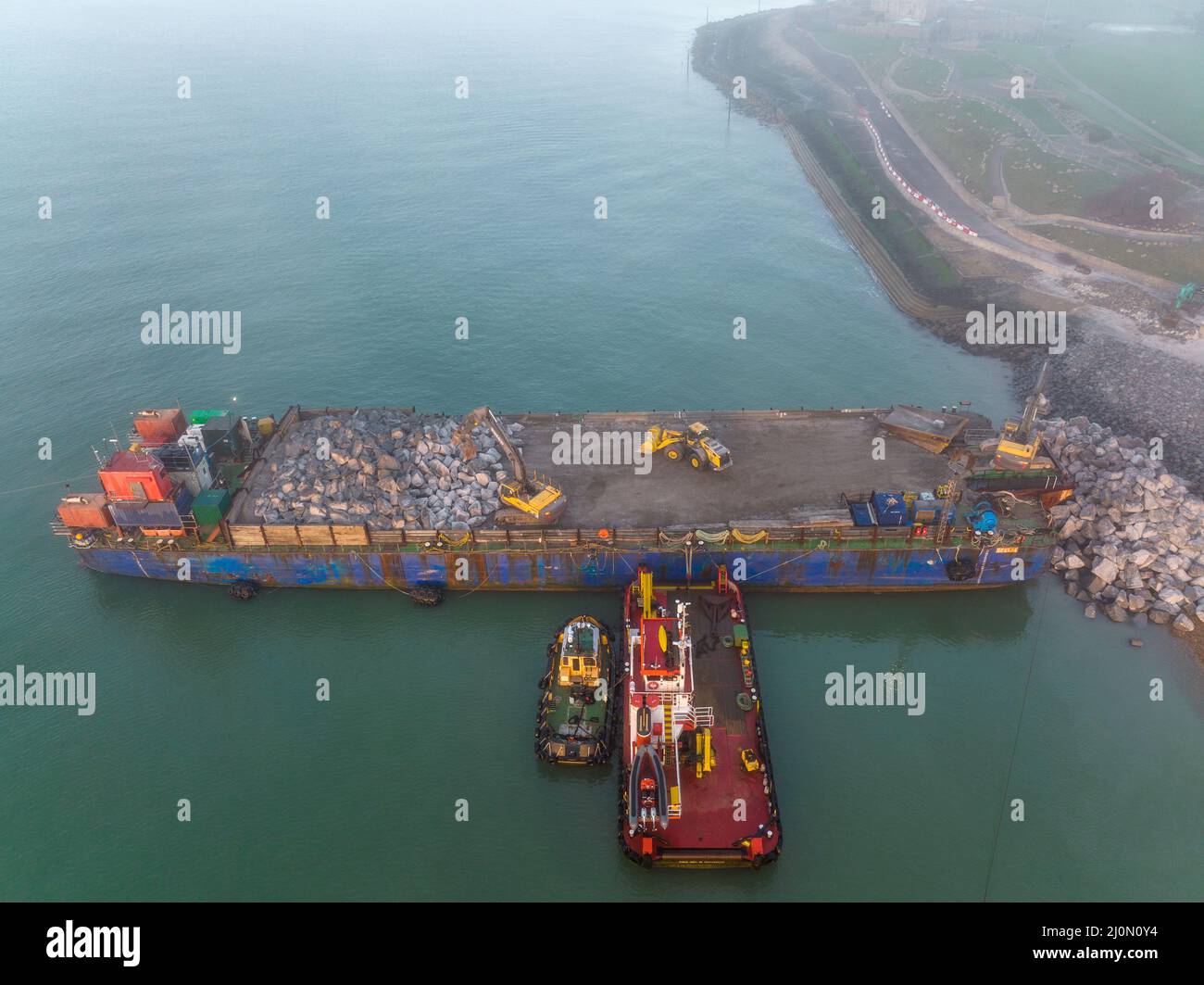 Il Southsea Coastal Scheme è il più grande progetto di difesa costiera condotto dalle autorità locali del Regno Unito, per un valore superiore a 100m sterline. Si allunga per il 4,5km. Foto Stock