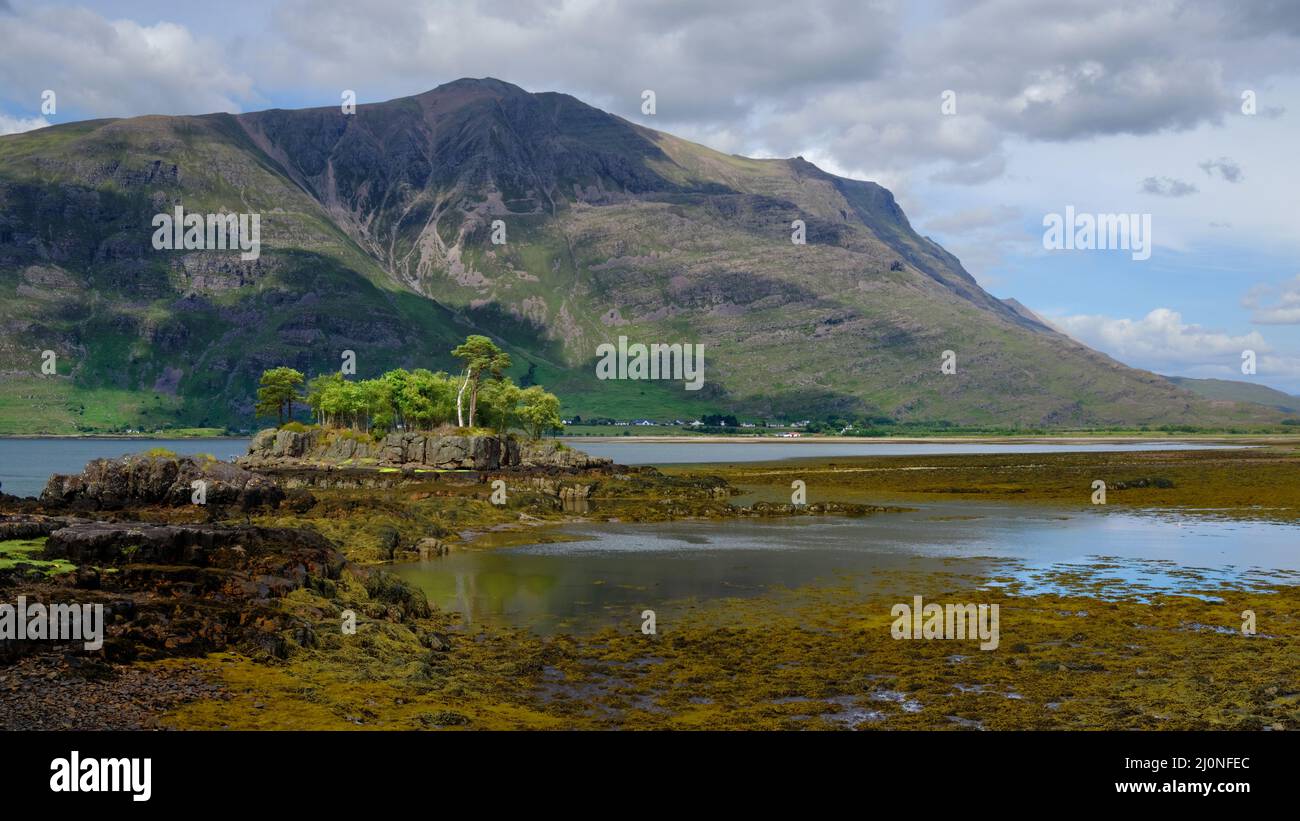 Eilean Chasgaig e oltre Foto Stock